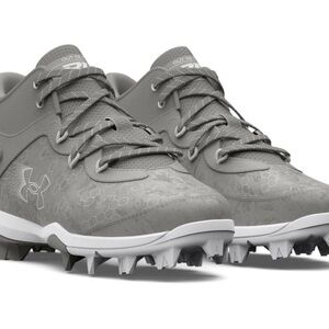 Like-New Under Armour Little Kids’ Baseball/Flag Football Cleats